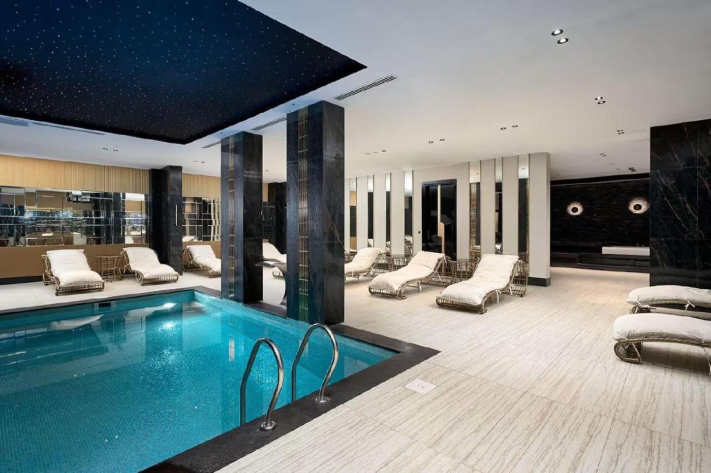Qoople Legend Prime Sea Location Apartment Lägenhet